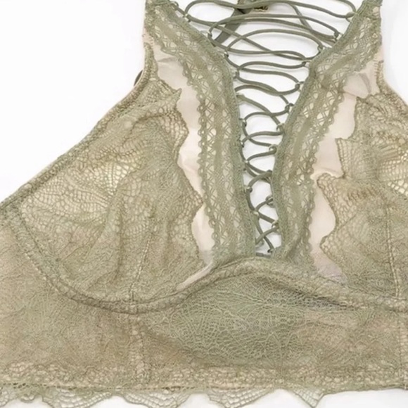 ⚡️NWT Victoria’s Secret Very Sexy Lace Up Bralette - Picture 3 of 13